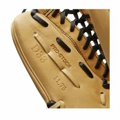 Wilson A2000 D33 Infield/Pitchers Baseball Glove - 11.75" -Wilson Sales Store D337